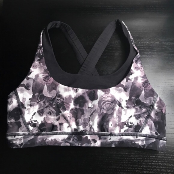 lululemon athletica Tops - FALL SALE! 🍂Lululemon sports bra
